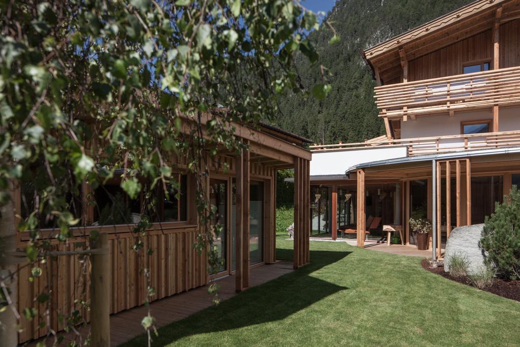 Aufatmen - Das Urlaubsrefugium Hotel Leutasch Exterior foto