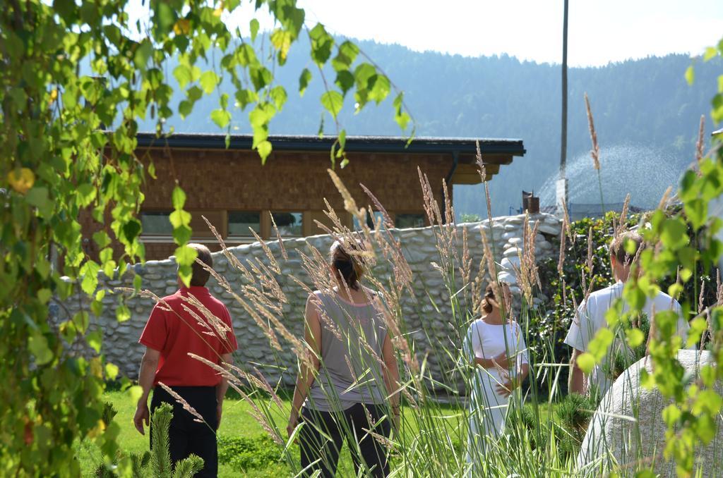 Aufatmen - Das Urlaubsrefugium Hotel Leutasch Exterior foto